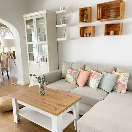 Bungalow 6 Pax A 7 Minutos De Playa Albir Holiday home
